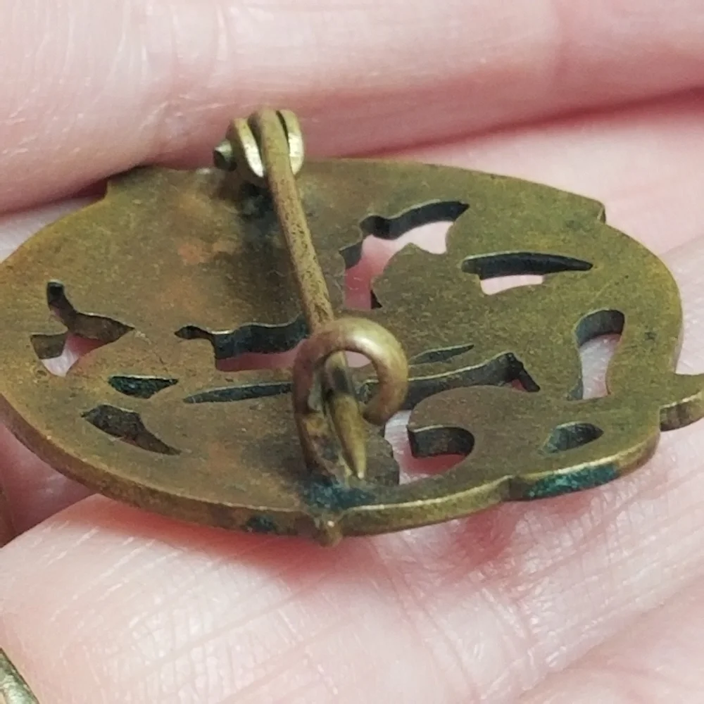Antique brooch pin poppy flowers floral gold tone Victorian Edwardian red